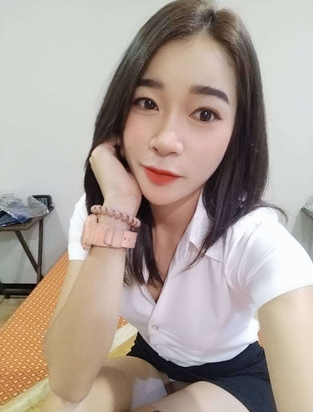 relax-room-massage-sukhumvit24-entrance